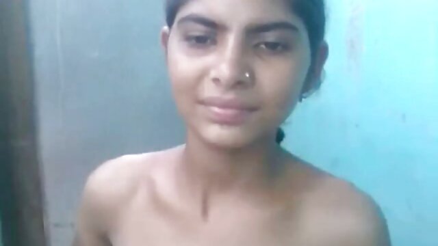 पत्नी ने काले योग प्रशिक्षक हिंदी में सेक्सी पिक्चर मूवी के साथ किया धोखा