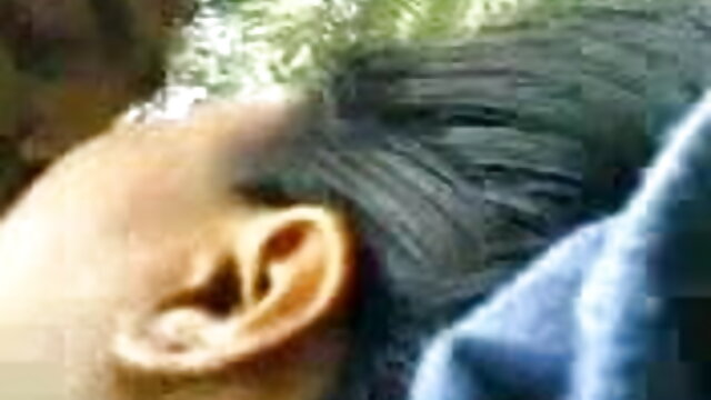 लड़की बीपी पिक्चर सेक्सी मूवी के होंठ होंठ पारदर्शी जाँघिया के माध्यम से दिखाते हैं
