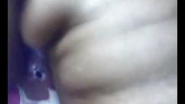 युगल ने अपने घरेलू सेक्स ब्लू पिक्चर सेक्सी फुल मूवी को कैमरे पर फिल्माया
