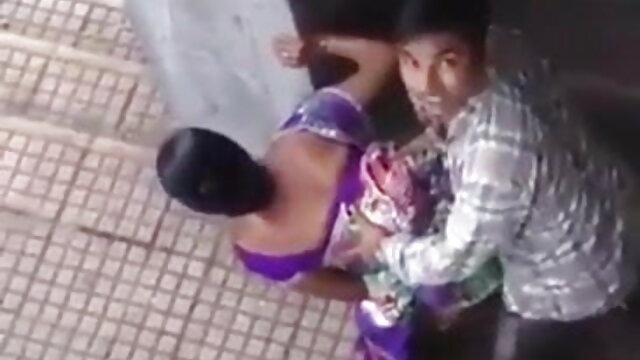 एक वीडियो कैमरा पर एक लड़का चूत चाटता है और अपनी प्रेमिका हिंदी सेक्सी पिक्चर फुल मूवी वीडियो को चोदता है