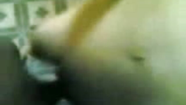 एक स्तन न्यू सेक्सी मूवी पिक्चर पर गड़बड़ विशाल स्तन के साथ tanned एमआईएलए